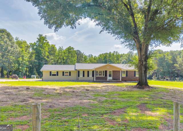 Property at 2000 Cawthon Davis Rd, Canon, GA 30520, 3 beds, 2.5 baths