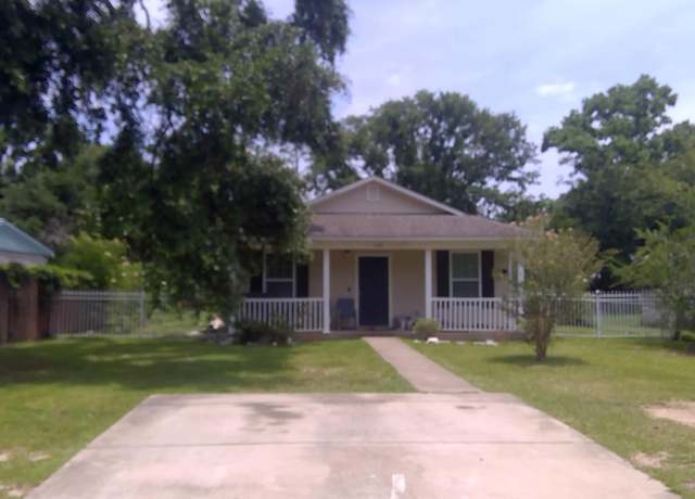 Property at 1400 N 50th Ave, Pensacola, FL 32506, 2 beds, 1 bath