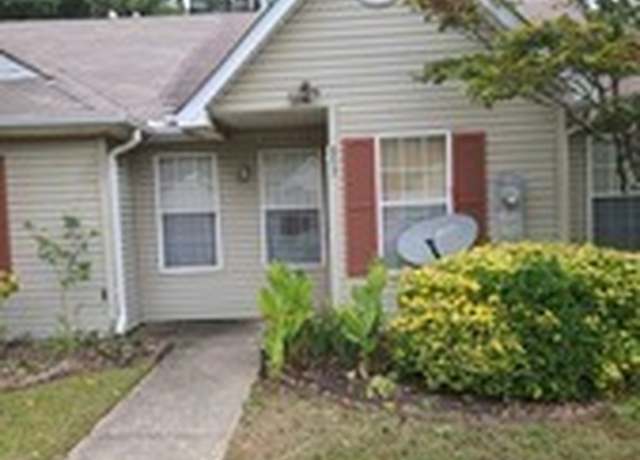 Property at 807 Boston Cmn, Atlanta, GA 30349, 2 beds, 2 baths
