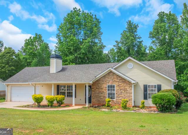 Property at 90 Heatherstone Way, Covington, GA 30016, 3 beds, 2 baths