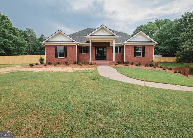 Property at 3015 Shoal Creek Rd, Monroe, GA 30656, 3 beds, 2.5 baths