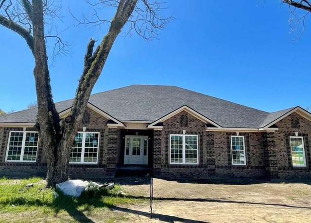 Property at 105 Abbie Ln, Glennville, GA 30427, 4 beds, 3 baths