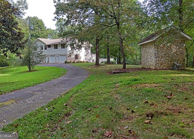 Property at 409 Johnson Mill Rd, Ellijay, GA 30536, 4 beds, 3 baths