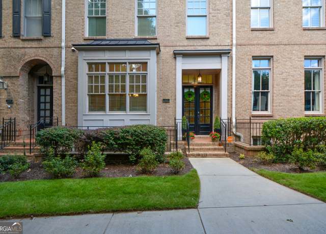 Property at 661 Lockton Pl #9, Sandy Springs, GA 30342, 4 beds, 4.5 baths