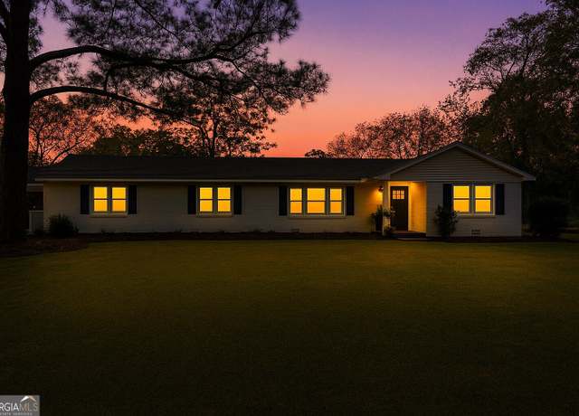 Property at 315 Peggy Dr, Fort Valley, GA 31030, 3 beds, 2.5 baths