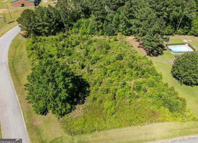 Property at 100 Carriage Ln, Sylvester, GA 31791