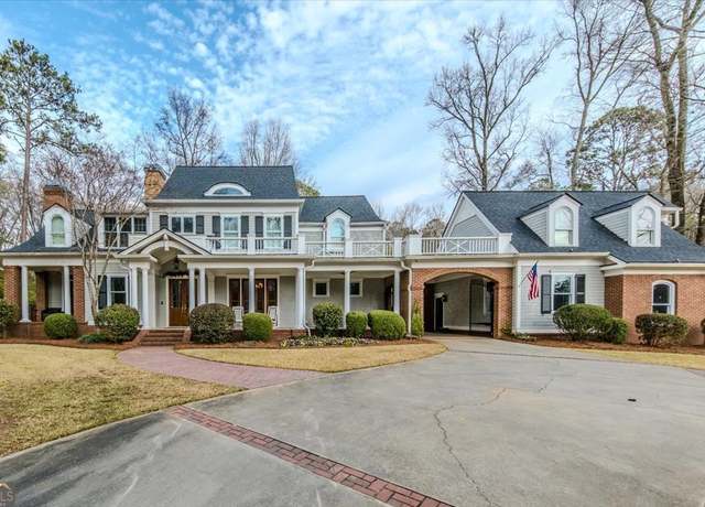 Property at 133 Lagrange Pl, Macon, GA 31210, 5 beds, 5.5 baths
