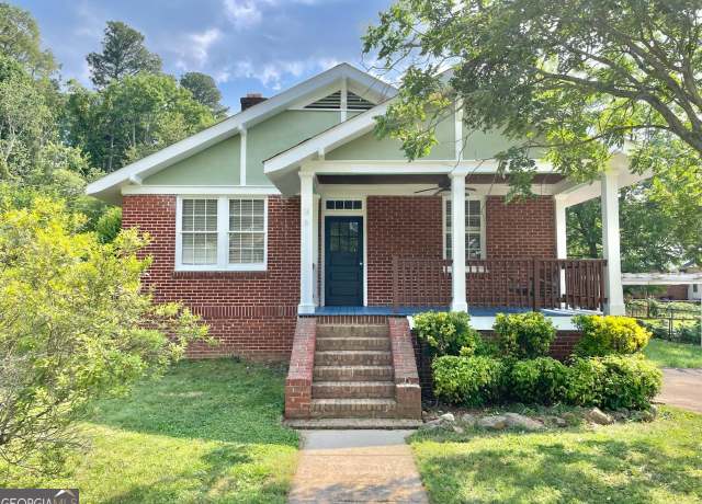 Property at 14 J Ave, Gainesville, GA 30504, 3 beds, 1 bath