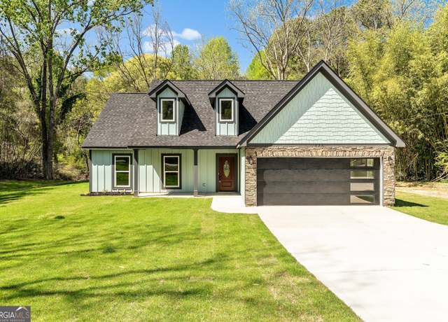 Property at 233 Lee St, Hogansville, GA 30230, 4 beds, 3 baths