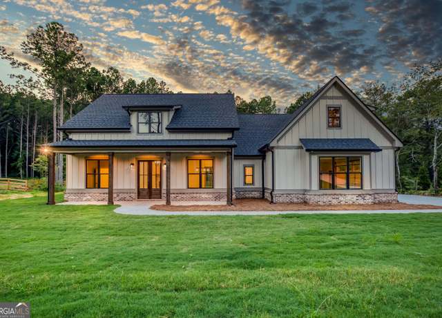 Property at 213 Old Highway 81, Oxford, GA 30054, 3 beds, 2 baths