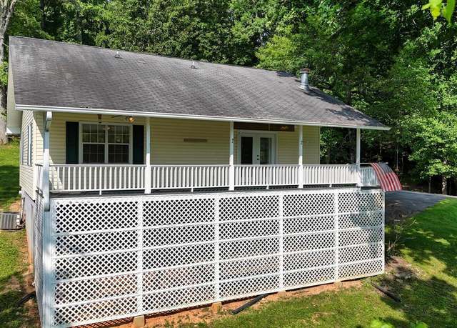 Property at 43 Diane St, Blairsville, GA 30512, 2 beds, 2 baths