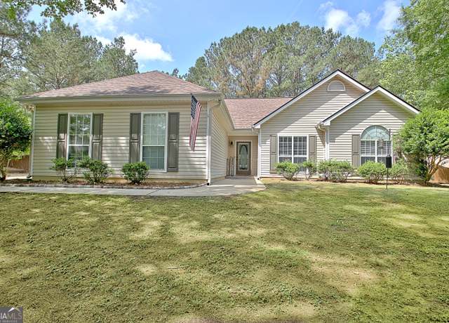Property at 15 Riverside Pkwy, Sharpsburg, GA 30277, 3 beds, 2 baths