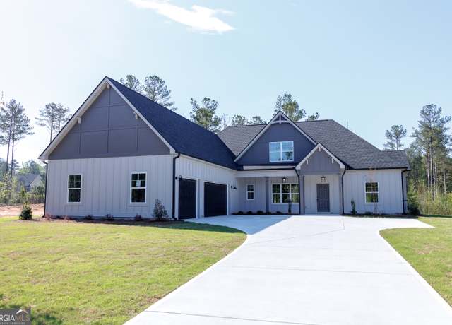 Property at 310 Atlantica Dr #47, Newnan, GA 30263, 5 beds, 3.5 baths