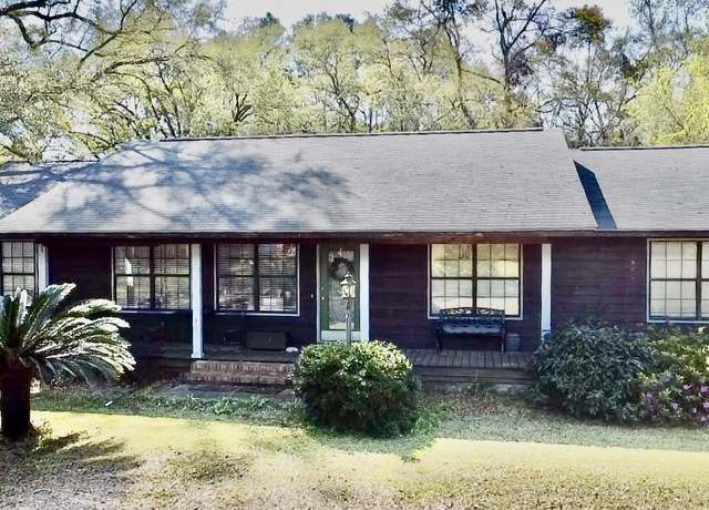Property at 5272 Burkhalter Rd, Blackshear, GA 31516, 3 beds, 2 baths