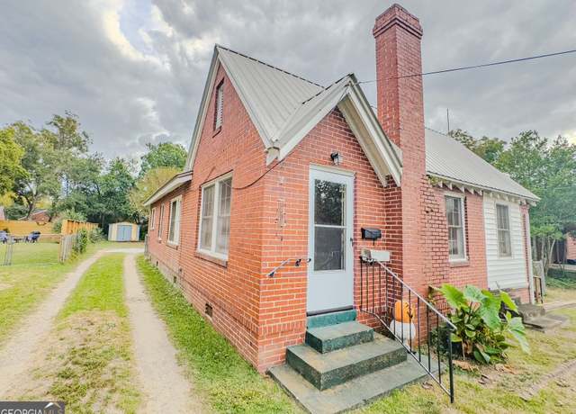 Property at 1534 30th St, Columbus, GA 31904, 3 beds, 1 bath