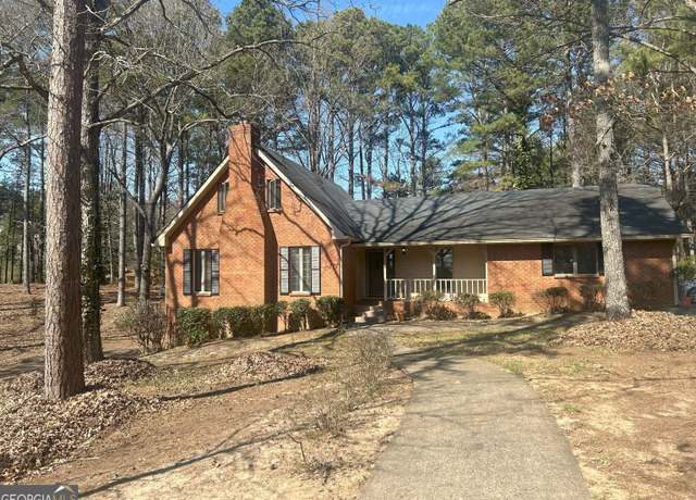 Property at 105 Jasper Dr, Stockbridge, GA 30281, 3 beds, 2 baths