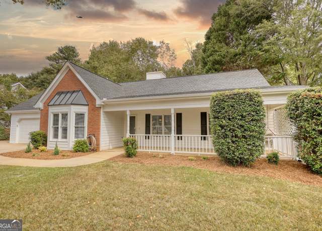 Property at 70 Summer Walk Dr, Covington, GA 30016, 3 beds, 2 baths