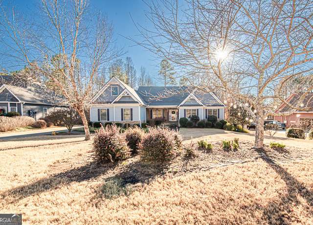 Property at 734 Lincoln Dr, Winder, GA 30680, 5 beds, 4 baths