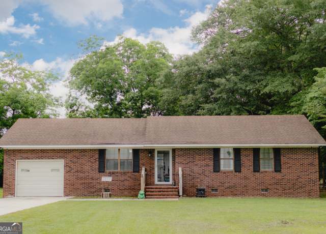 Property at 632 Lane Dr, Millen, GA 30442, 3 beds, 2 baths