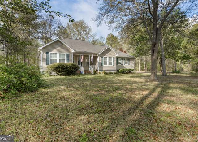 Property at 804 Creekview Dr, Lizella, GA 31052, 3 beds, 2 baths