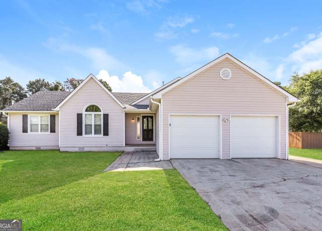 Property at 11102 Hunters Ln, Hampton, GA 30228, 3 beds, 2 baths
