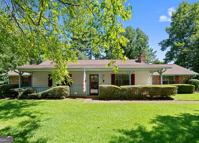 Property at 322 Acaro Ct, Ellenwood, GA 30294, 3 beds, 2 baths