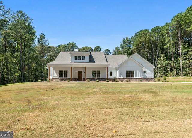 Property at 1570 English Rd, Forsyth, GA 31029, 4 beds, 2.5 baths