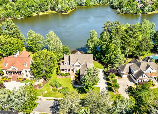 Property at 47 Lake Shore Dr, Newnan, GA 30265, 4 beds, 5.5 baths