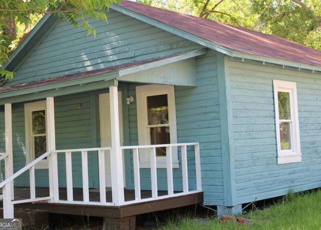 Property at 311 W 11th St, Tifton, GA 31794, 2 beds, 1 bath