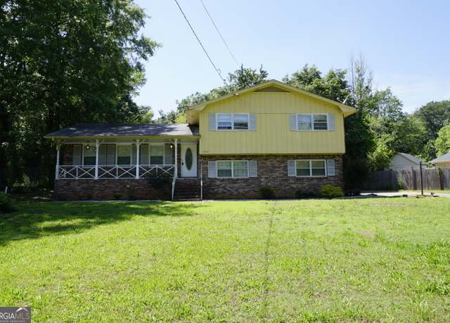 Property at 2800 Heritage Ln, Morrow, GA 30260, 4 beds, 3 baths