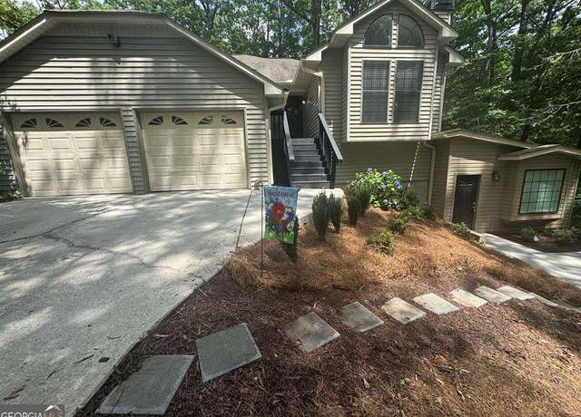 Property at 2532 N Carroll Ct, Villa Rica, GA 30180, 6 beds, 3 baths