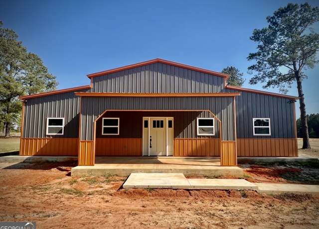 Property at 227 Churchill Down Dr, Dublin, GA 31021, 3 beds, 2.5 baths