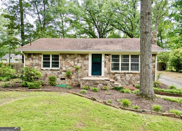 Property at 4 Walton Way NW, Rome, GA 30165, 2 beds, 1 bath