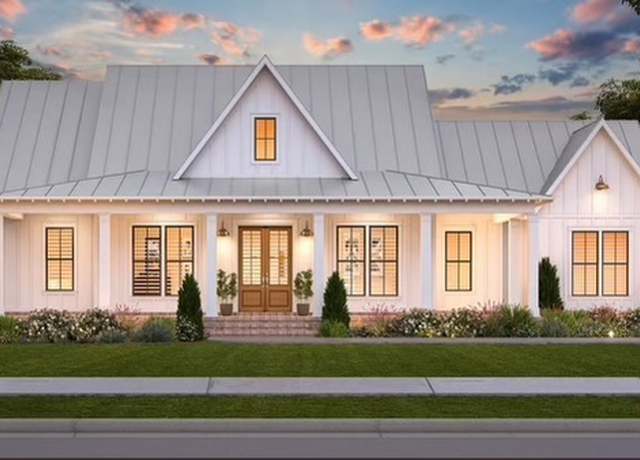 Property at 1010 Troon Ct, Greensboro, GA 30642, 3 beds, 2.5 baths