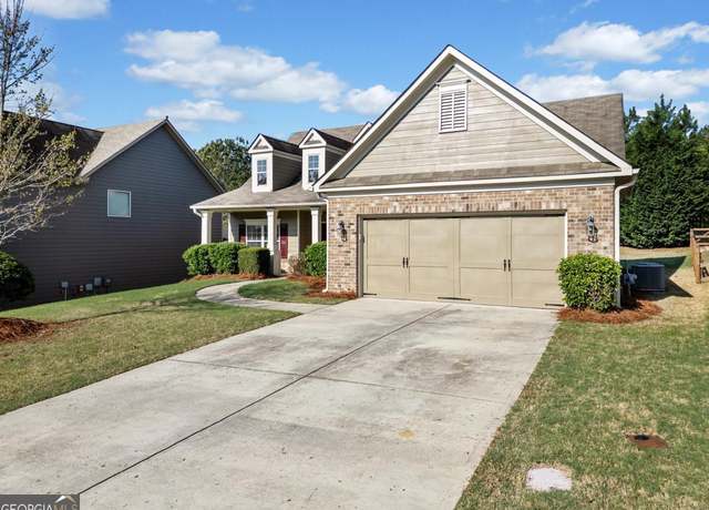 Property at 411 Fieldstone Ln, Dallas, GA 30132, 3 beds, 2 baths