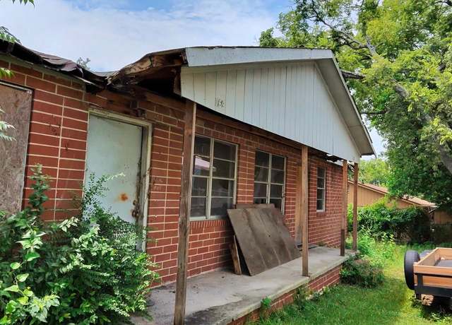 Property at 767 Lilly Ave, Macon, GA 31204, 4 beds, 2 baths