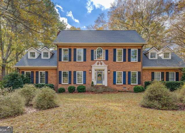 Property at 960 Todd Dr, Covington, GA 30014, 5 beds, 3.5 baths