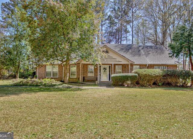 Property at 110 Sycamore Bnd, Fayetteville, GA 30214, 4 beds, 2 baths