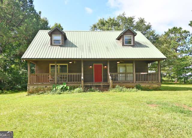 Property at 2225 Smokey Rd, Lagrange, GA 30241, 3 beds, 2 baths