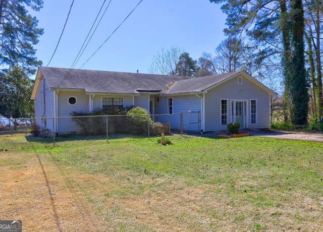 Property at 342 Lakeshore Dr, Stockbridge, GA 30281, 3 beds, 2 baths