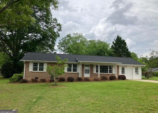 Property at 617 Grandview Dr, Griffin, GA 30224, 3 beds, 2 baths