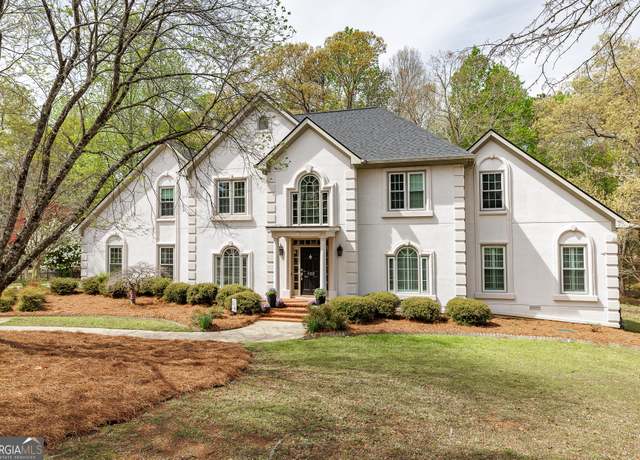 Property at 102 Branford Pl, Athens, GA 30606, 5 beds, 3.5 baths