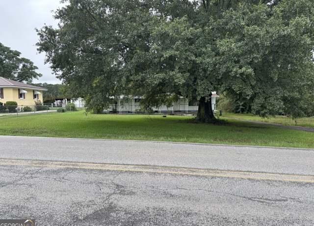 Property at 134 Garrett Way NW, Milledgeville, GA 31061