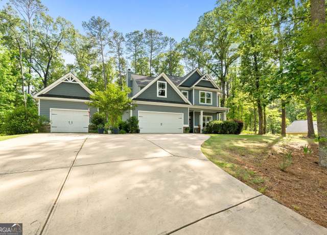 Property at 485 Lloyd St, Monticello, GA 31064, 4 beds, 2.5 baths