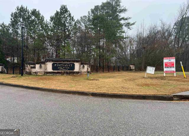 Property at 1017 Queens Bridge Way, Griffin, GA 30223