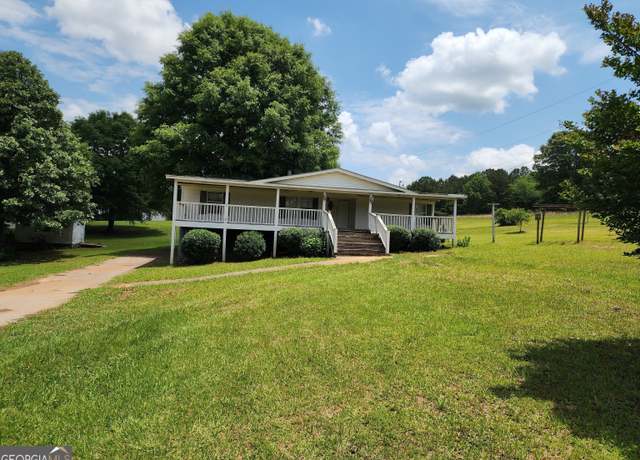 Property at 715 Bailey Jester Rd, Griffin, GA 30224, 3 beds, 2 baths