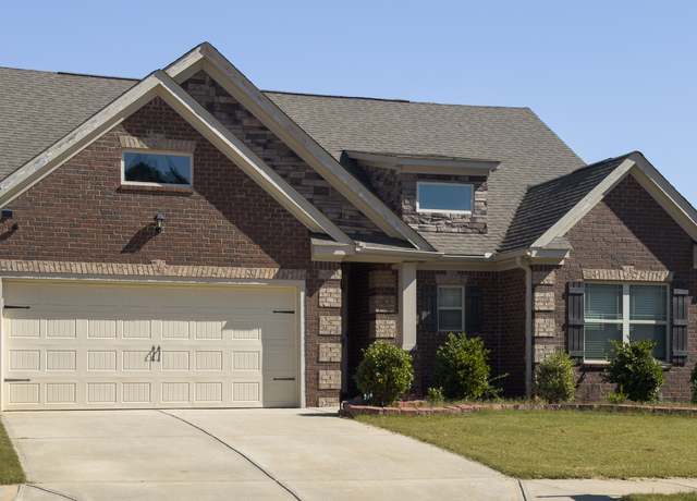 Property at 3368 Alhambra Cir, Hampton, GA 30228, 4 beds, 3 baths