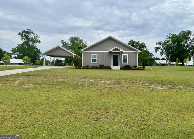 Property at 107 Calleighs Way, Moultrie, GA 31768, 2 beds, 2 baths