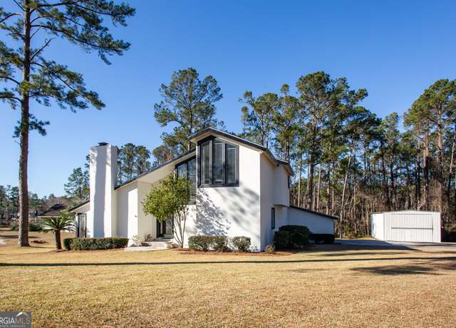 Property at 2619 Winchester Rd, Waycross, GA 31501, 3 beds, 2.5 baths