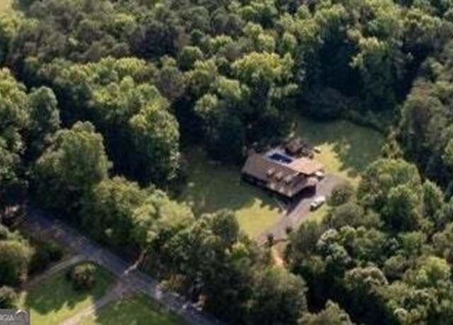 Property at 446 Jamestown Rd, Menlo, GA 30731, 3 beds, 3 baths